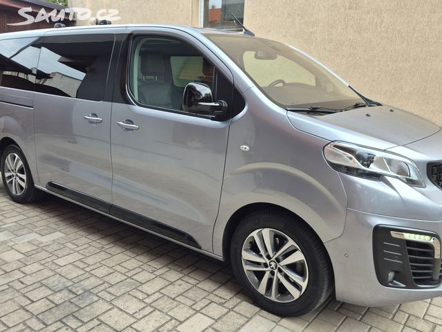 Peugeot Traveller